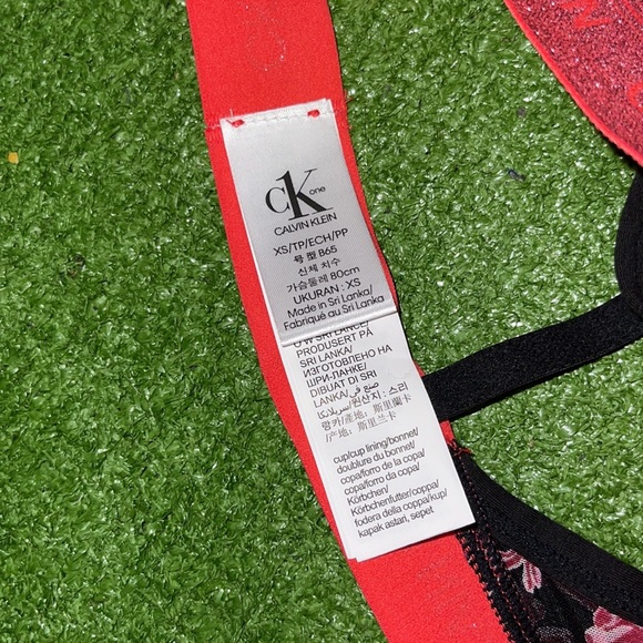 Calvin Klein Women’s Triangle Bralette🆕 - Picture 6 of 12